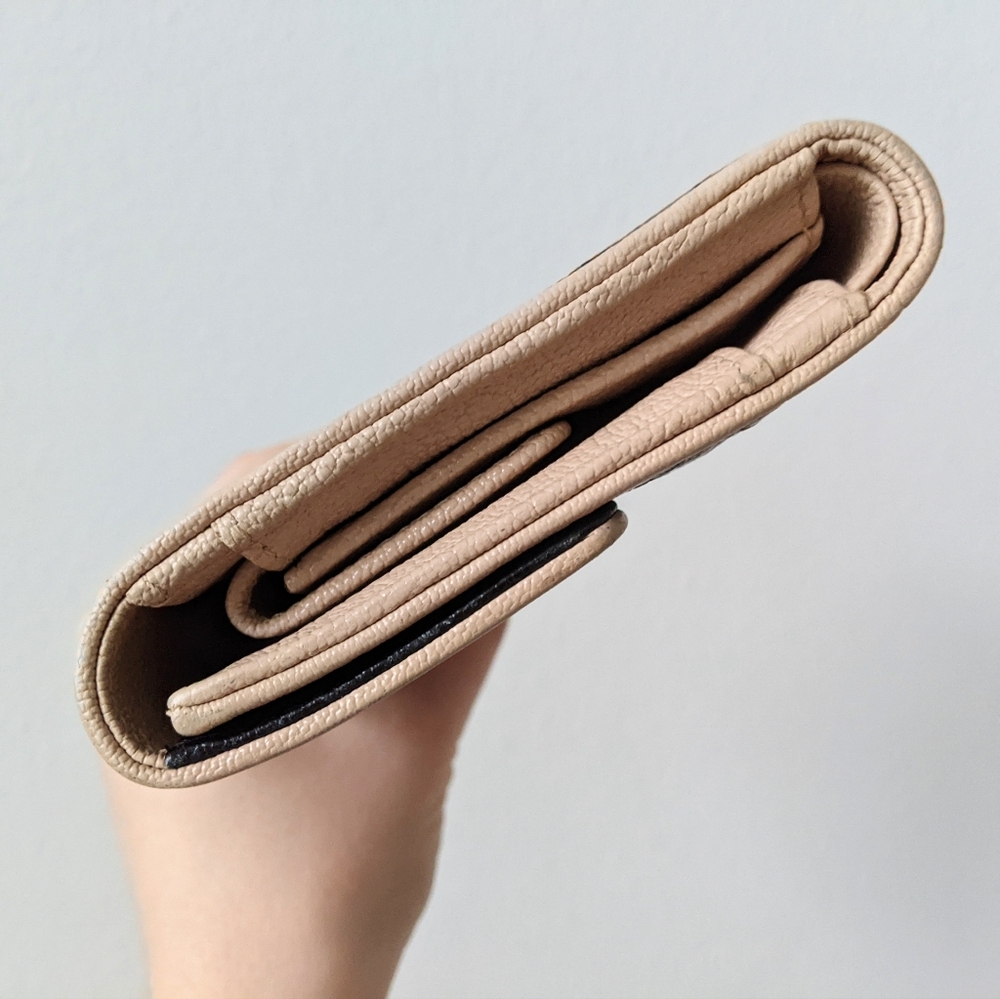 Chanel Wallet - Picture 8 of 15
